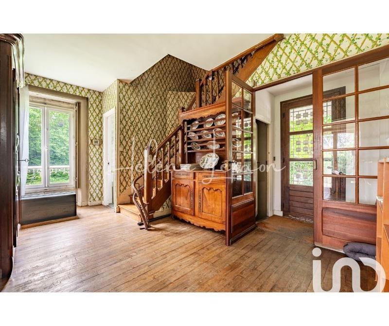 Maison - 240 m² - 10 pièces