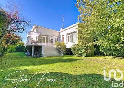 Maison de maîtres - 141 m² - 7 pièces