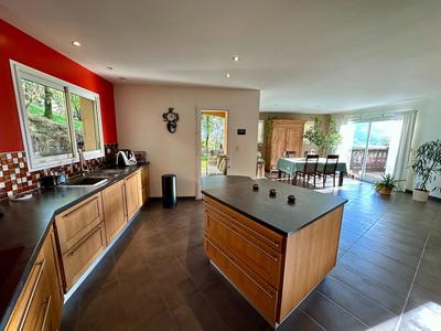 Maison - 125 m² - 5 pièces