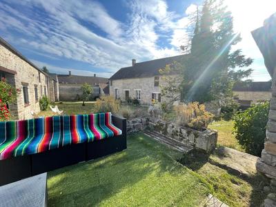 Maison ancienne - 340 m² - 12 pièces