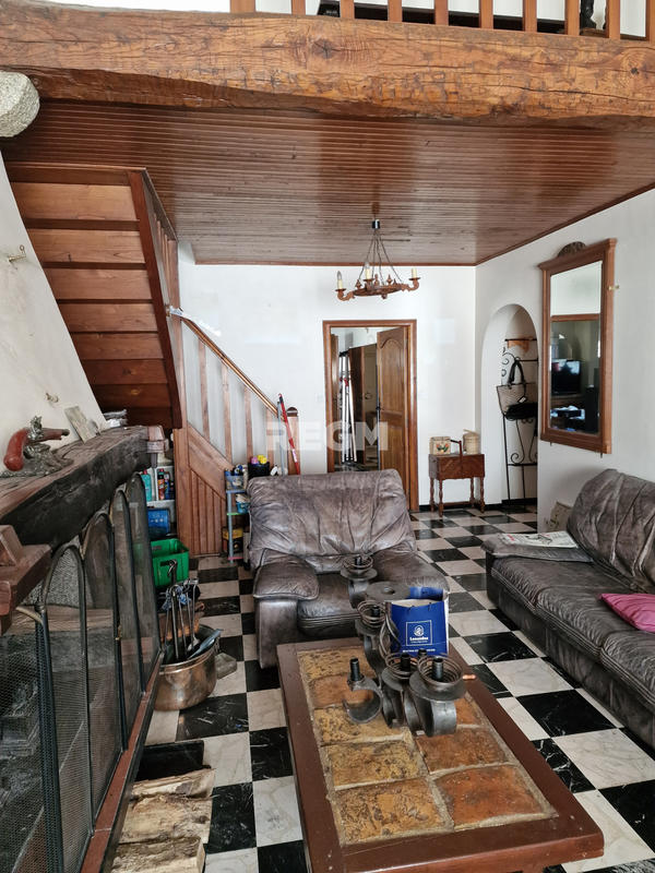 Maison - 500 m² - 15 pièces