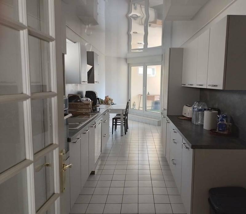 Appartement - 165 m² - 5 pièces
