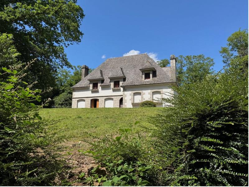 Manoir - 405 m² - 11 pièces