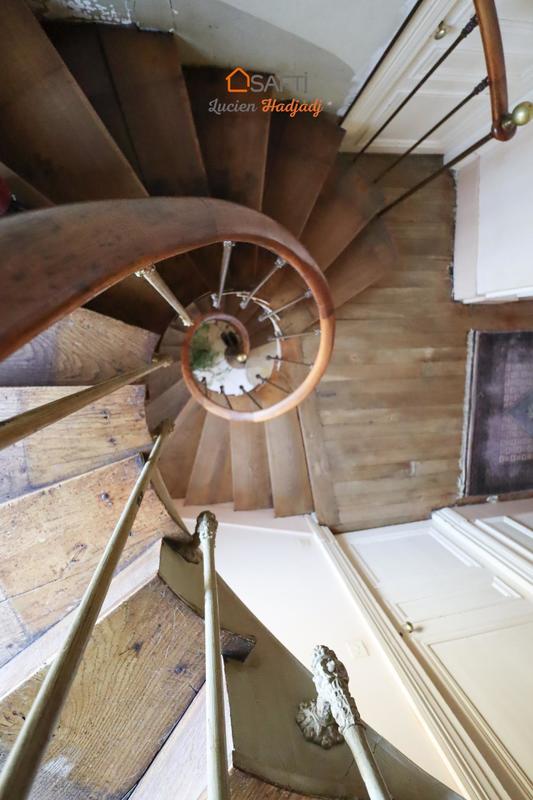 Maison de maîtres - 187 m² - 7 pièces