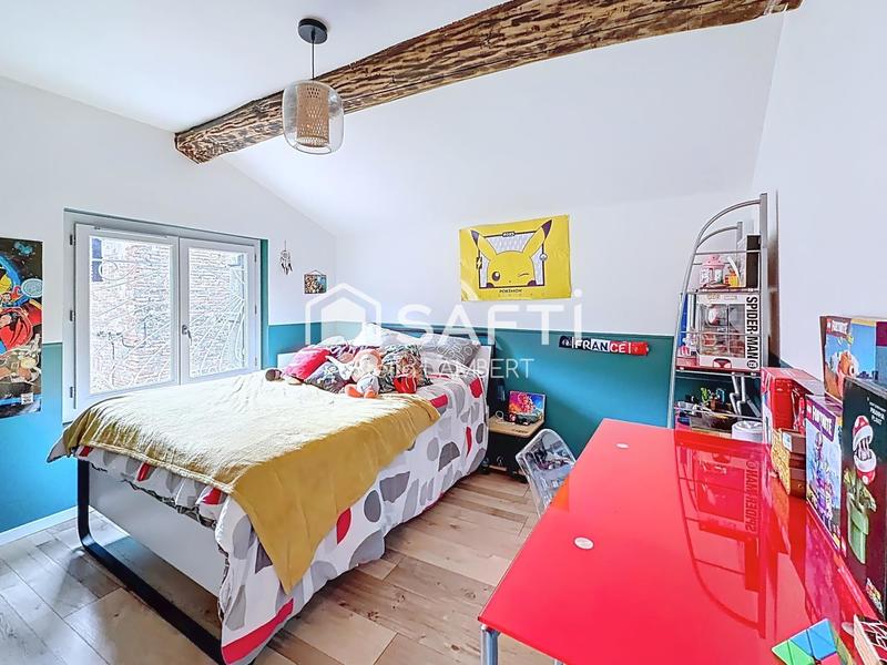 Maison - 98 m² - 5 pièces