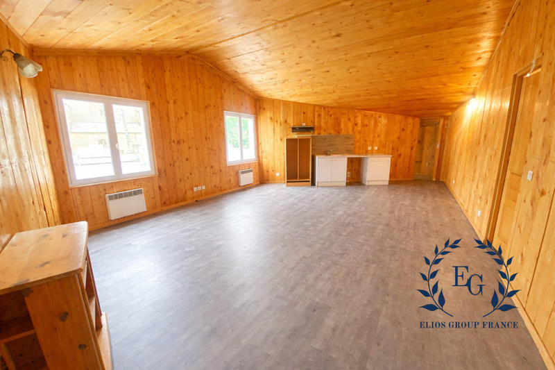 Local d'activités - 212 m²