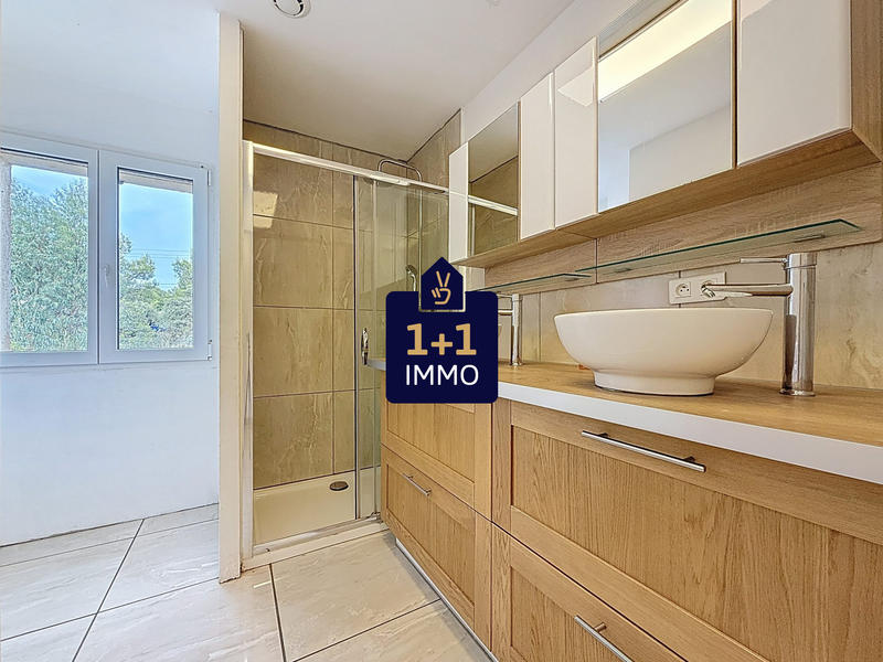 Villa - 261 m² - 11 pièces