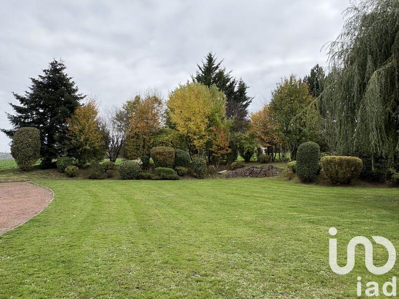 Maison - 237 m² - 10 pièces