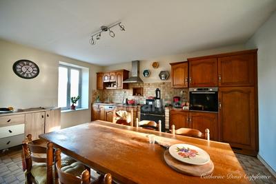 Maison - 107 m² - 6 pièces