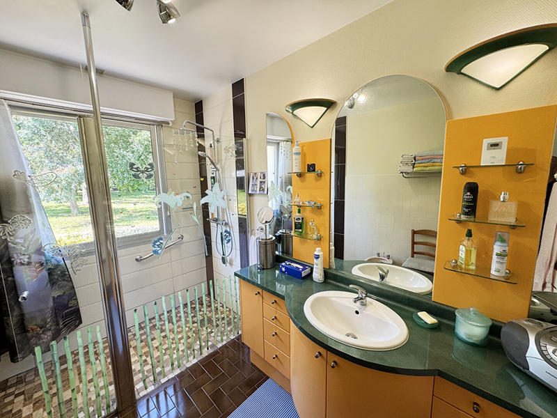 Maison - 151 m² - 6 pièces