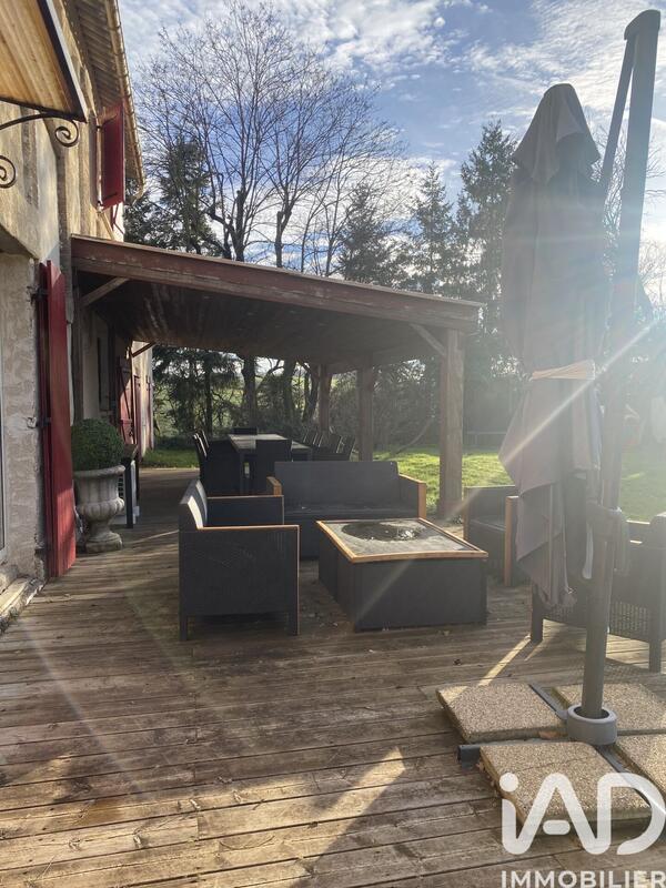 Maison de campagne - 269 m² - 9 pièces