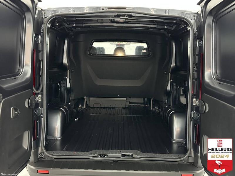 Renault-Trucks Trafic Ca L2h1 3000 2.0 dCi 150ch Red Edition Edc