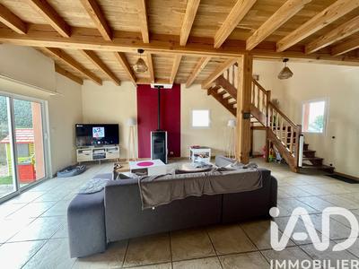 Maison - 125 m² - 4 pièces