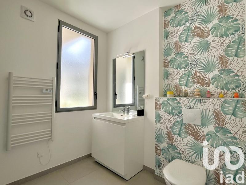 Maison - 256 m² - 7 pièces