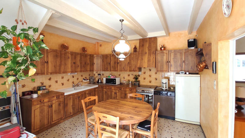 Maison - 102 m² - 4 pièces