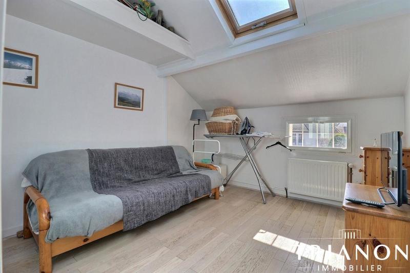 Maison - 157 m² - 8 pièces