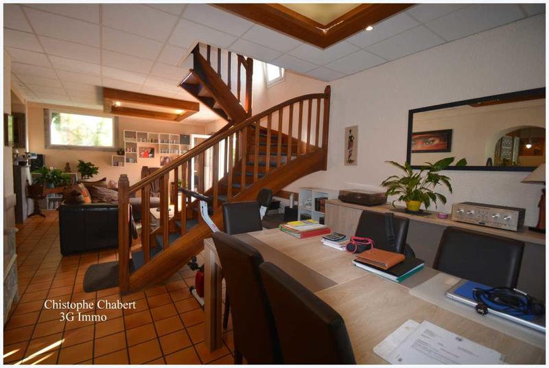 Maison - 350 m² - 14 pièces