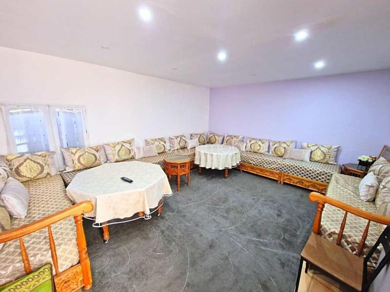 Maison - 190 m² - 9 pièces