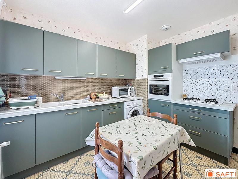 Maison - 104 m² - 6 pièces