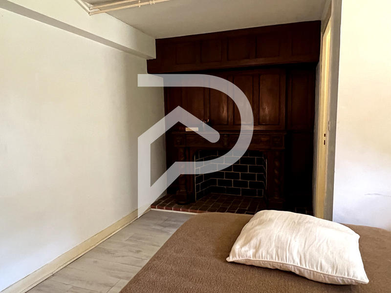 Maison - 220 m² - 7 pièces