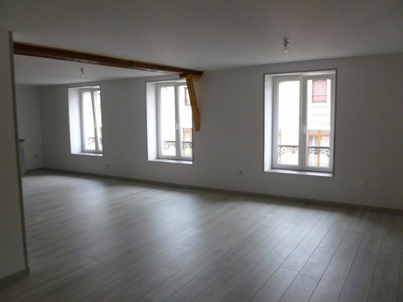 Appartement - 85 m² - 3 pièces