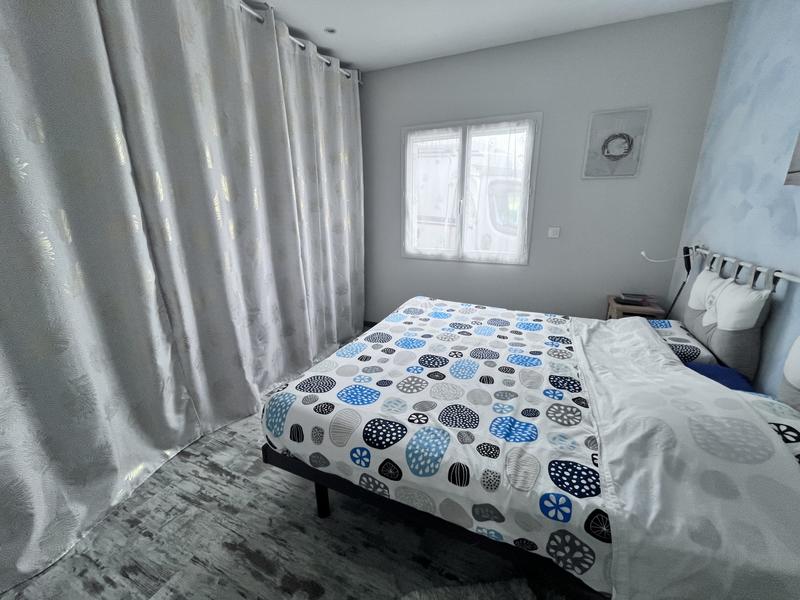 Maison - 183 m² - 7 pièces