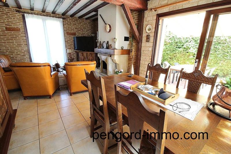 Maison traditionnelle - 95 m² - 7 pièces