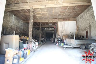 Remise - 780 m² - 4 pièces