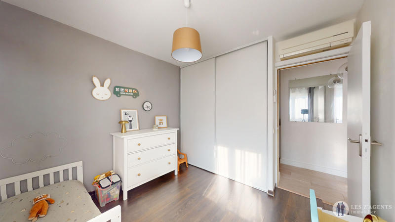 Appartement - 64 m² - 3 pièces