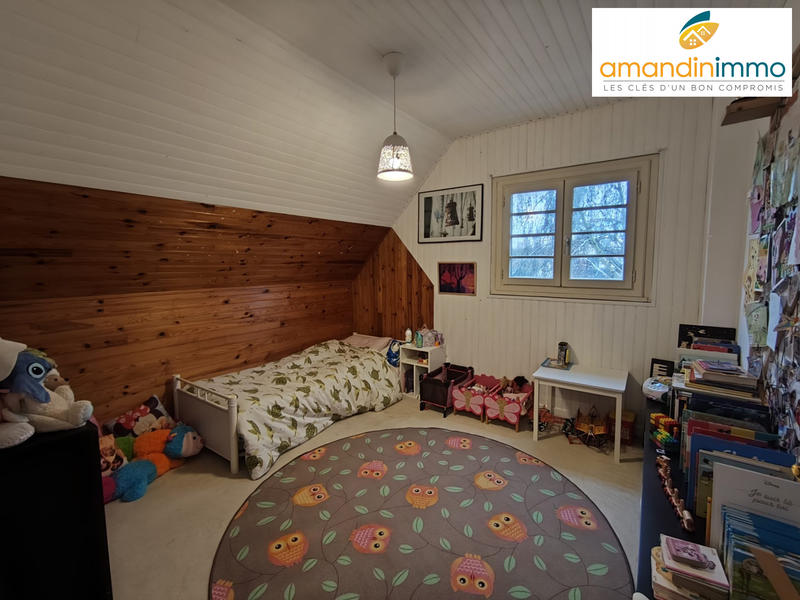 Maison - 97 m² - 7 pièces