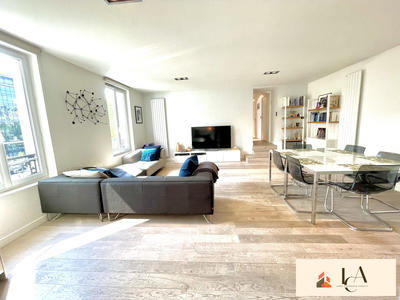 Appartement - 90 m² - 4 pièces