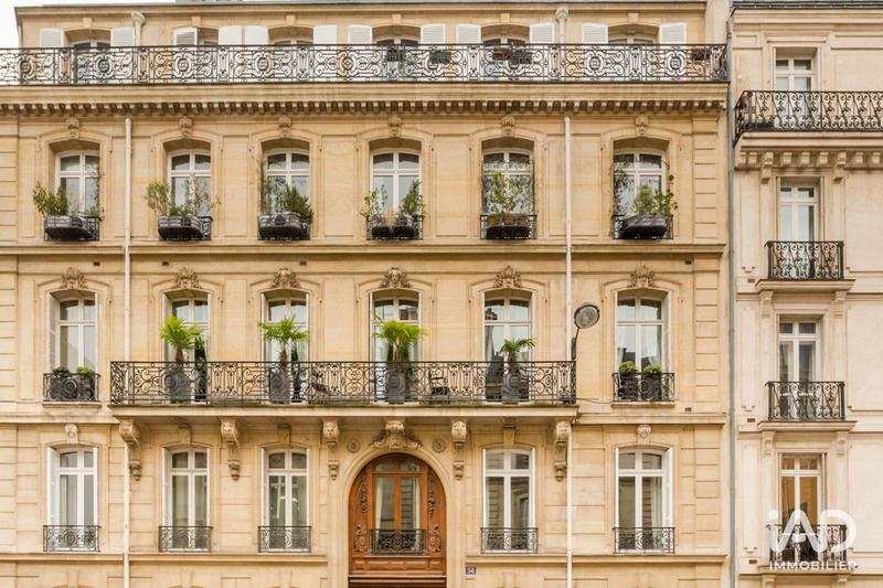 Local commercial - 99 m² - 4 pièces