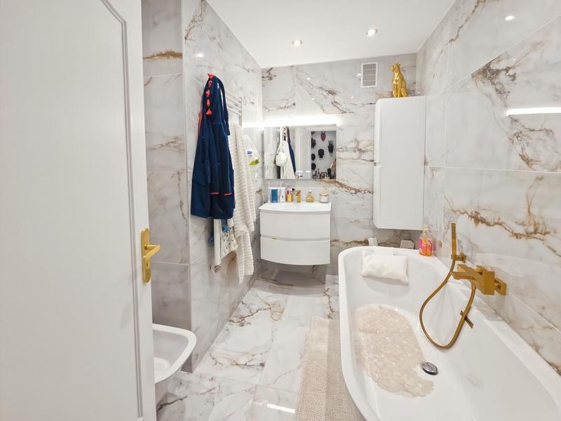 Appartement - 135 m² - 5 pièces