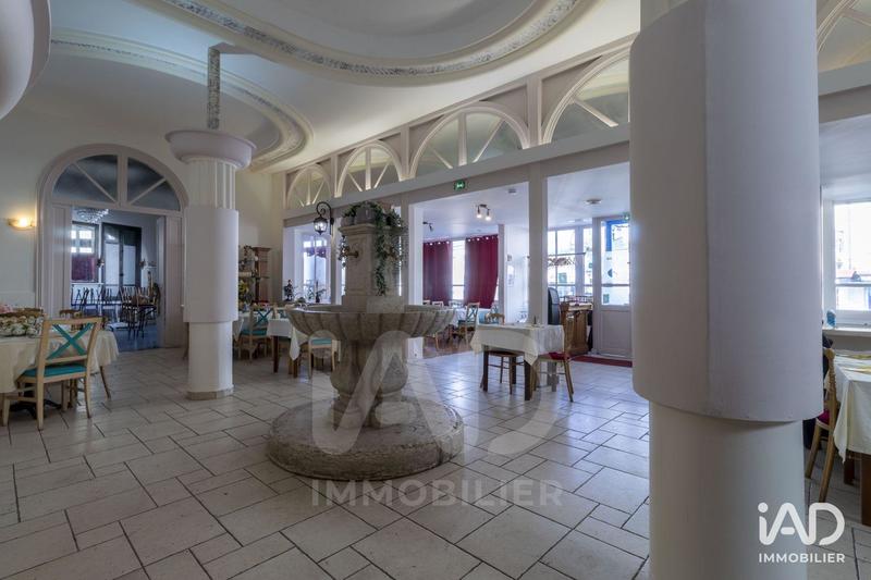 Local commercial - 328 m²