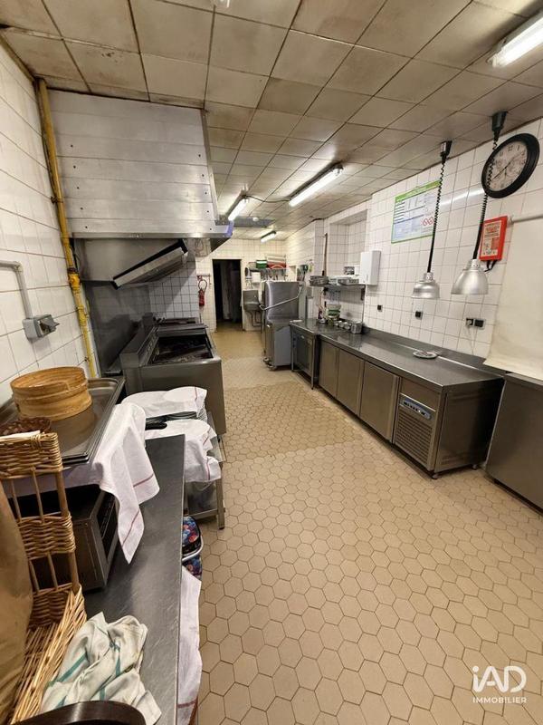 Local commercial - 300 m²