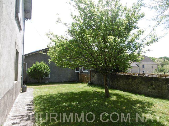 Maison - 290 m² - 9 pièces