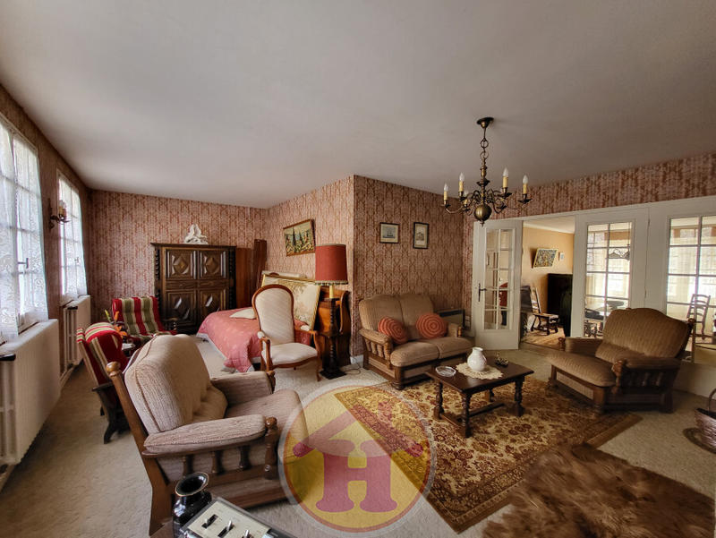 Maison - 145 m² - 8 pièces