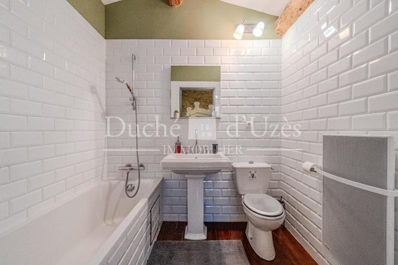 Propriété - 280 m² - 12 pièces