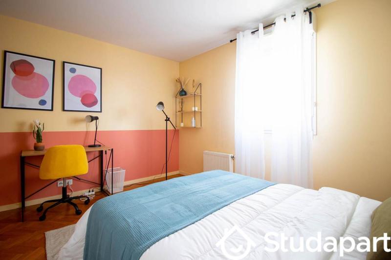 Chambre - 15 m² - 1 pièce