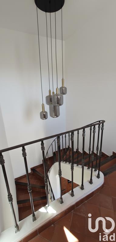 Maison - 203 m² - 7 pièces