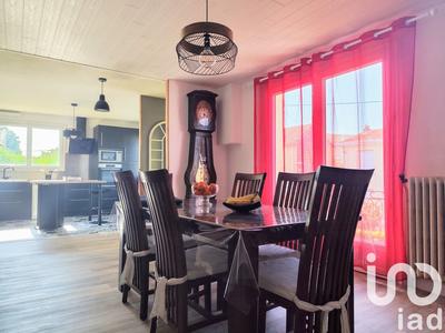 Maison - 95 m² - 5 pièces