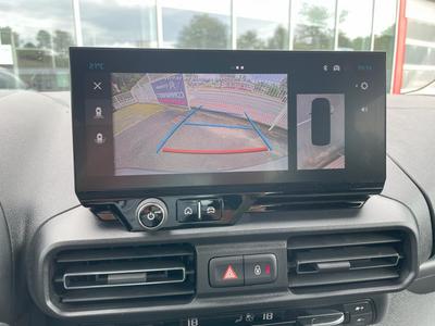 Citroën Berlingo Boite Automatique Bluehdi 130 s&amp;S Eat8 - Nouveau Taille m en 5 places Constructeur Neuf Disponible septembre Rifter Partner Kangoo