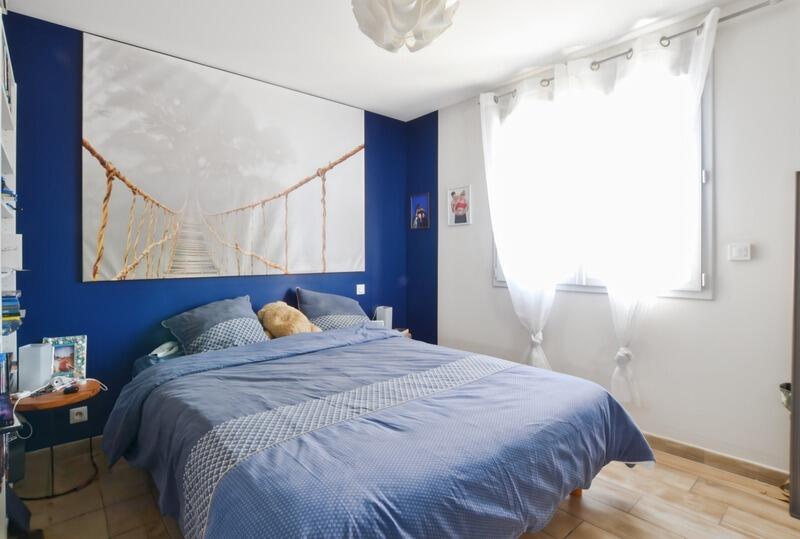 Villa - 90 m² - 4 pièces