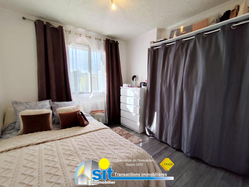 Maison - 247 m² - 10 pièces