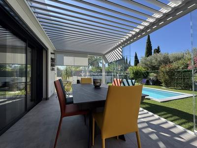 Appartement - 105 m² - 3 pièces