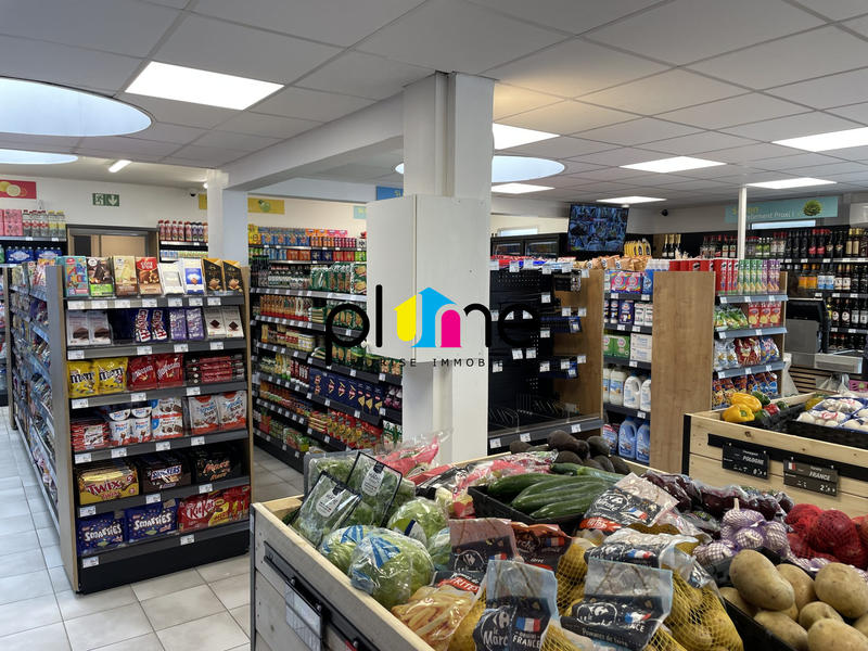 Local commercial - 124 m²