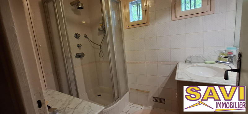 Maison - 147 m² - 7 pièces