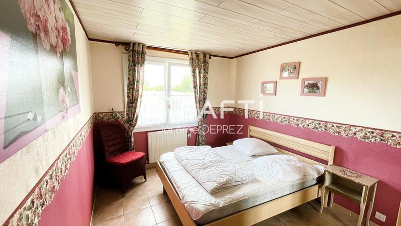 Maison - 244 m² - 11 pièces