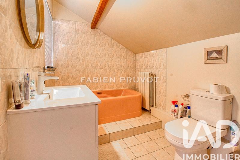 Maison - 151 m² - 7 pièces
