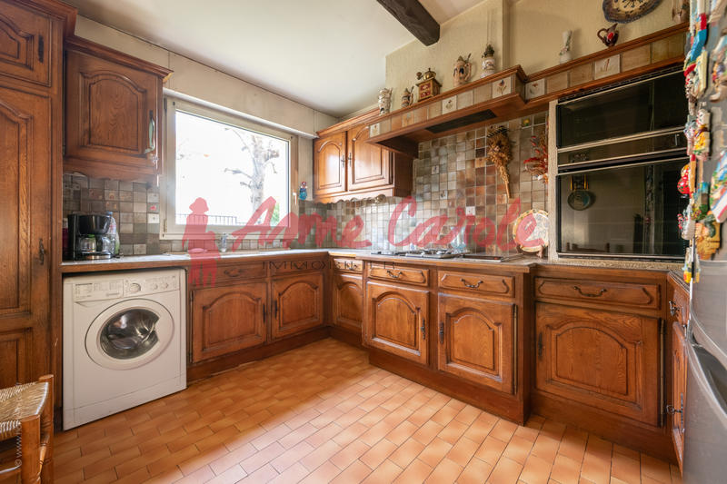 Appartement - 99 m² - 4 pièces